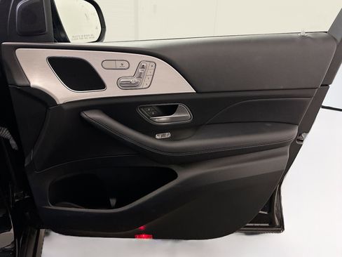 Used 2024 Mercedes-Benz GLE 350 4MATIC image 35