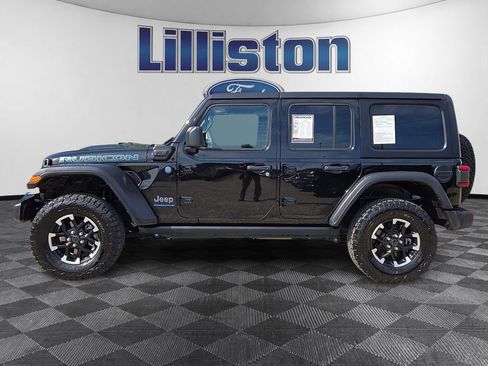 Used 2025 Jeep Wrangler Unlimited Rubicon 4xe w/ Safety Group AWD/4WD image 7