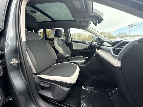 New 2026 Volkswagen Taos SE AWD/4WD image 25