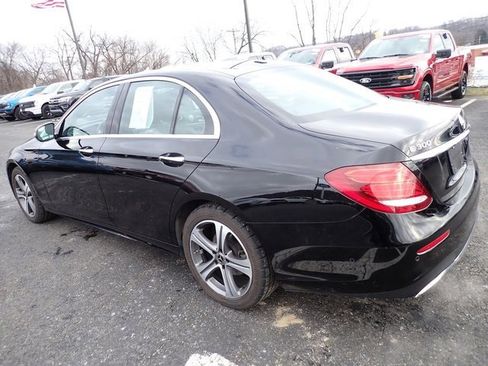 Used 2019 Mercedes-Benz E 300 4MATIC image 3
