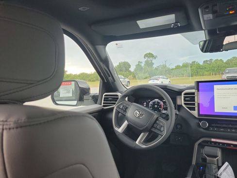 New 2026 Toyota Tundra Limited image 15