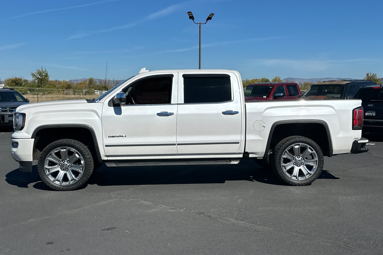 Used 2018 GMC Sierra 1500 Denali w/ Denali Ultimate Package AWD/4WD image 7