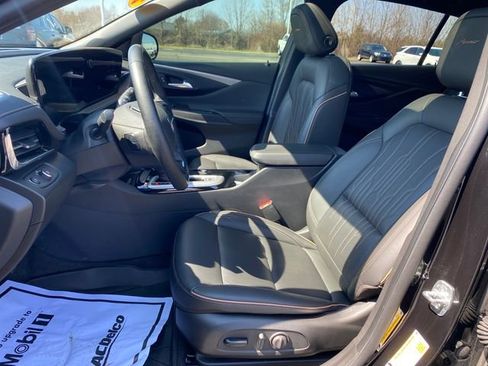 Certified 2024 Buick Envista Avenir image 14