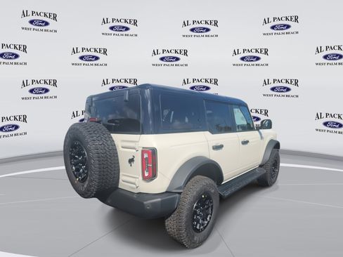 New 2026 Ford Bronco Outer Banks w/ Sasquatch Package image 5