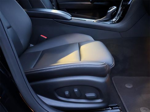 Used 2018 Cadillac ATS 2.0L Turbo image 12