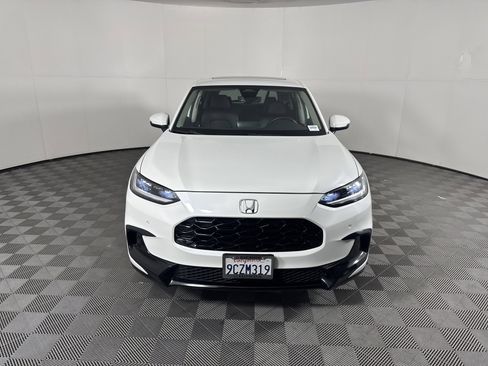 Used 2023 Honda HR-V EX-L image 9