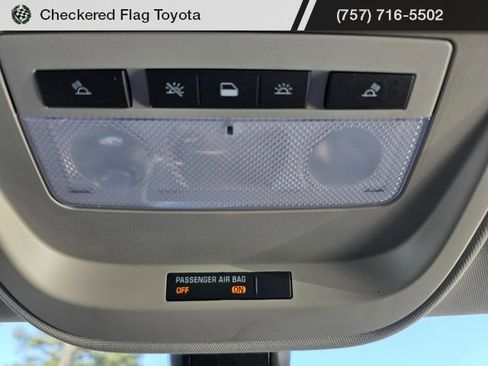 Used 2019 Chevrolet Colorado LT image 10