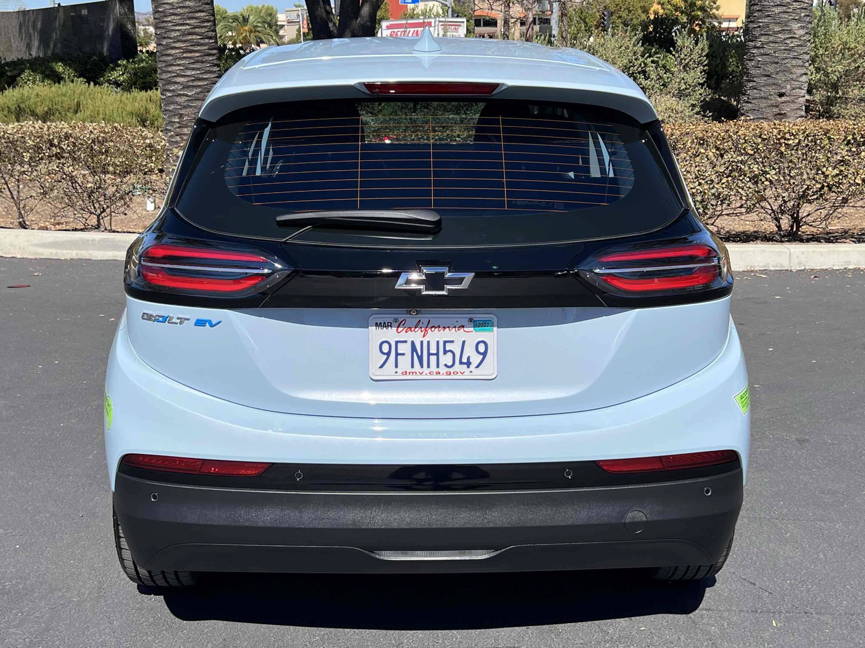 Used 2023 Chevrolet Bolt LT w/ Infotainment Package FWD image 15