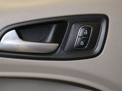 Used 2022 Ford Transit Connect XLT FWD image 54