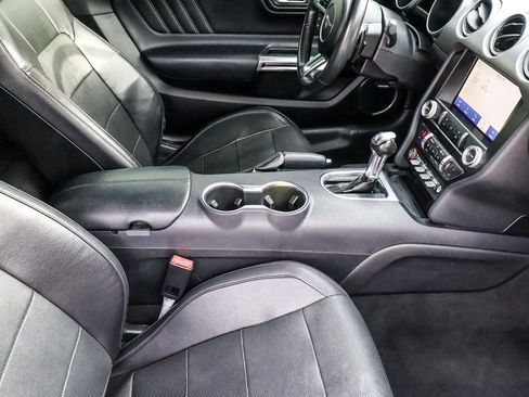 Used 2022 Ford Mustang GT Premium image 17