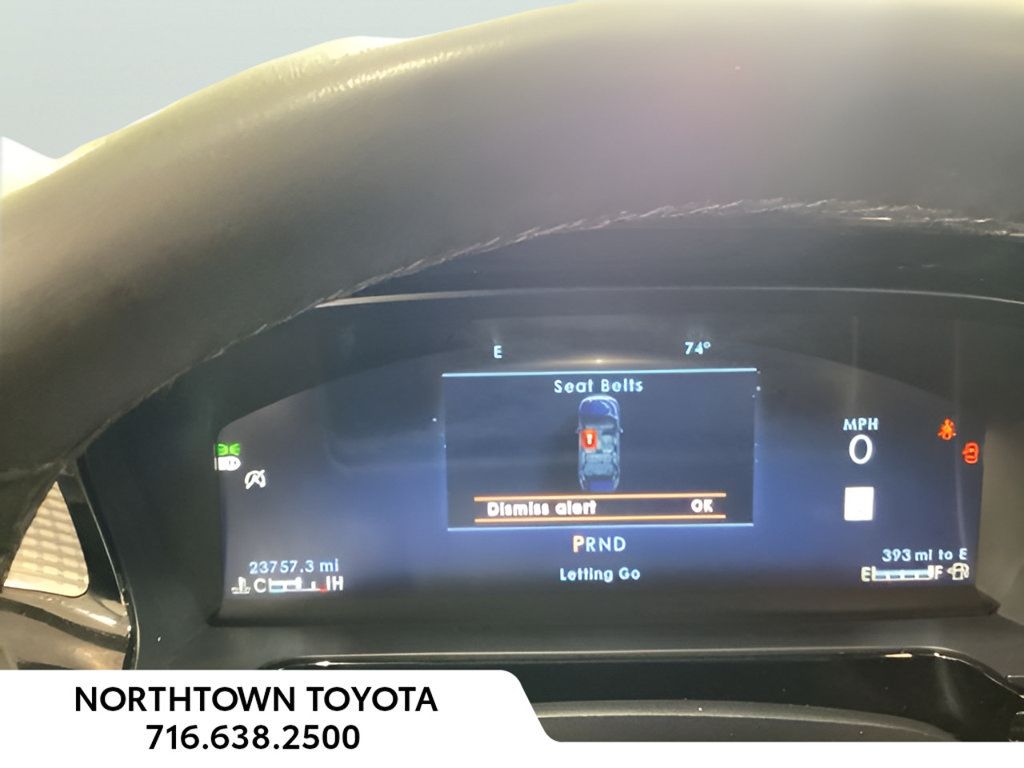 Used 2023 Lincoln Corsair AWD image 7