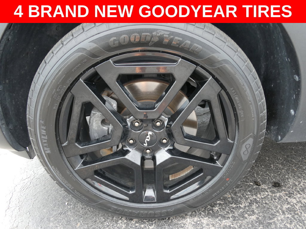 Used 2024 Kia Telluride SX X-Line AWD/4WD image 4