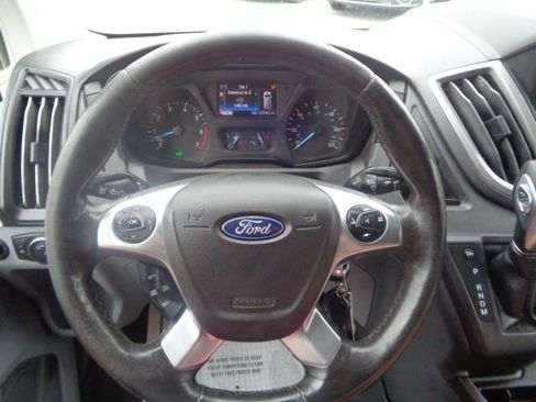 Used 2018 Ford Transit 250 148 Medium Roof RWD image 33