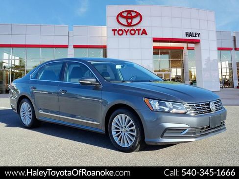 Used 2017 Volkswagen Passat 1.8T SE FWD image 1