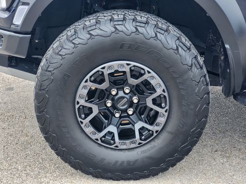Used 2024 Ford F150 Raptor w/ Equipment Group 803A Raptor R AWD/4WD image 10