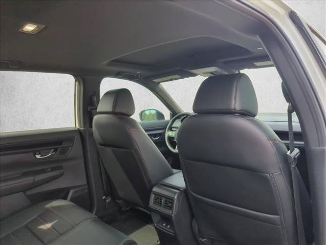 Used 2025 Honda CR-V Sport-L image 17