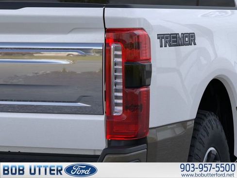 New 2026 Ford F250 King Ranch w/ Tremor Off-Road Package AWD/4WD image 21