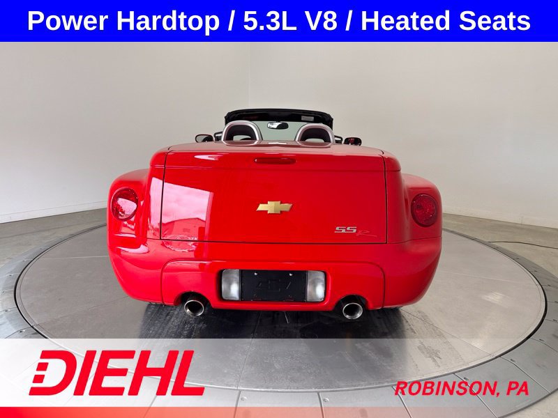 Used 2004 Chevrolet SSR w/ Preferred Equipment Group RWD image 14