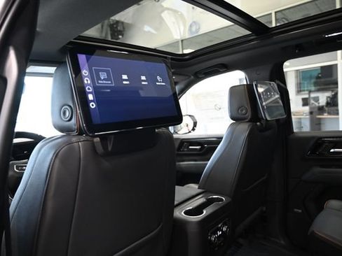 New 2026 GMC Yukon XL AT4 w/ AT4 Premium Plus Package AWD/4WD image 22