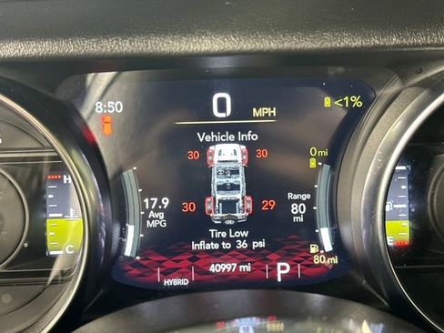 Used 2023 Jeep Wrangler Unlimited Sahara w/ Cold Weather Group image 17