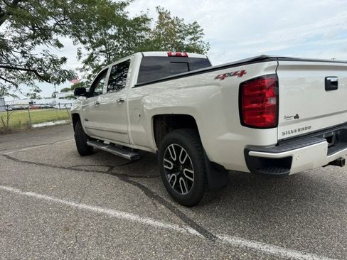 Used 2015 Chevrolet Silverado 1500 High Country AWD/4WD image 7