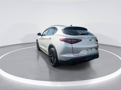 Used 2019 Alfa Romeo Stelvio w/ Nero Edizione RWD image 6