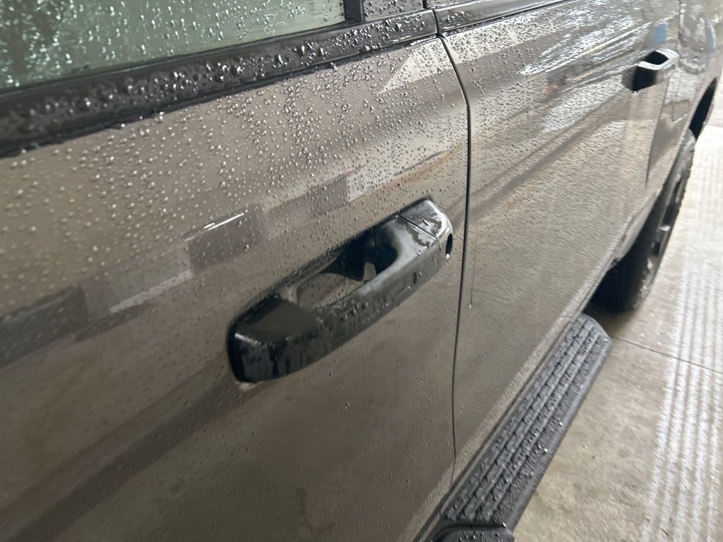 New 2025 RAM 1500 Tradesman AWD/4WD image 17