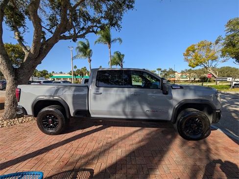 Used 2024 GMC Sierra 2500 AT4X image 7