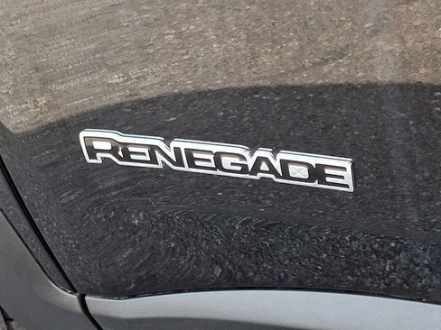 Certified 2022 Jeep Renegade Sport AWD/4WD image 34