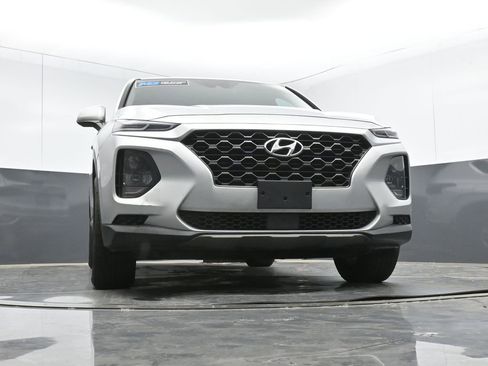 Used 2020 Hyundai Santa Fe SE AWD/4WD image 44