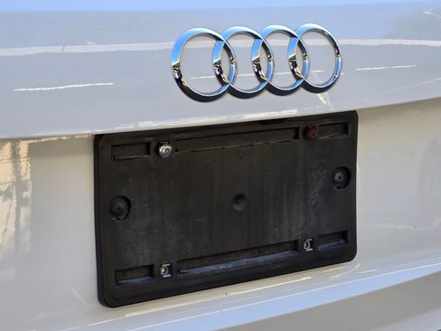 Used 2025 Audi Q3 2.0T Premium image 10