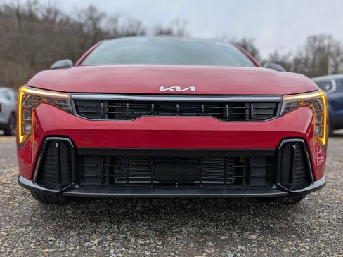 New 2025 Kia K4 GT-Line w/ GT-Line Premium Package FWD image 2