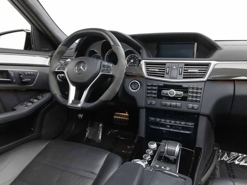 Used 2012 Mercedes-Benz E 63 AMG Wagon image 6