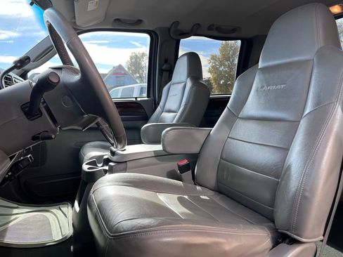 Used 2003 Ford F350 Lariat image 8