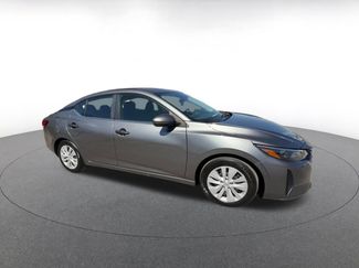 Used 2025 Nissan Sentra S video 2