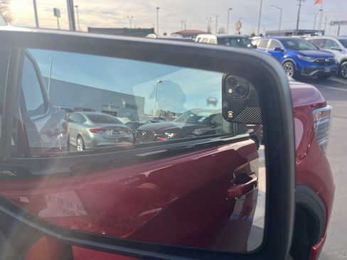 Used 2023 GMC Sierra 1500 AT4 w/ Technology Package image 32