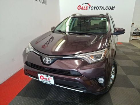 Used 2016 Toyota RAV4 Limited w/ Advanced Technology Package AWD/4WD image 3
