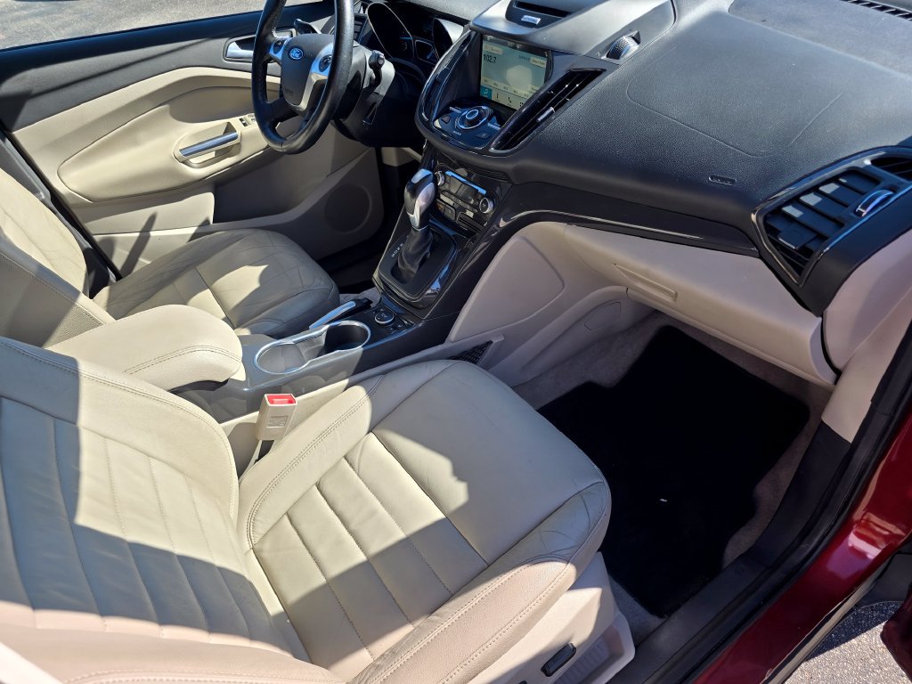 Used 2016 Ford Escape Titanium AWD/4WD image 15