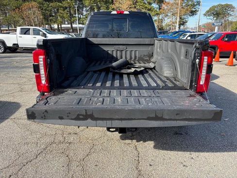 Certified 2024 Ford F450 Lariat w/ FX4 Off-Road Package image 9