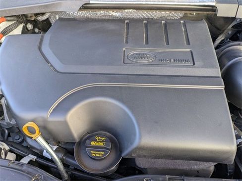 Certified 2025 Land Rover Discovery Sport Dynamic SE image 20