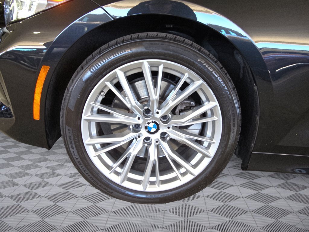 Certified 2024 BMW 330i Sedan w/ Premium Package RWD image 11