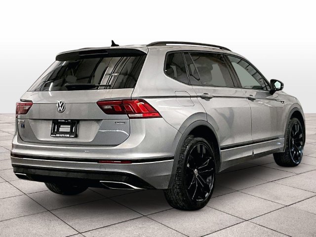Used 2021 Volkswagen Tiguan SE R-Line w/ 3rd Row Seat Package AWD/4WD image 11