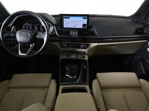 Certified 2025 Audi Q5 2.0T Premium Plus w/ Premium Plus Package image 9