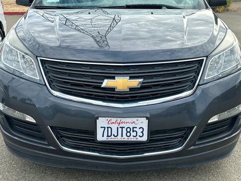 Used 2014 Chevrolet Traverse LS FWD image 8