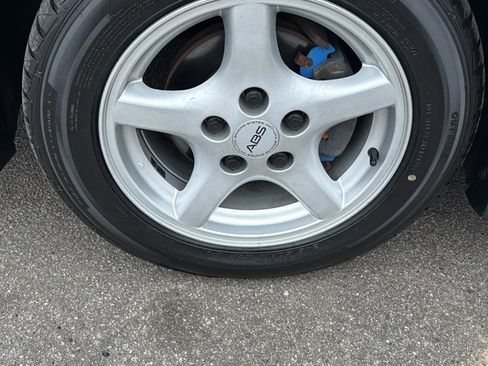 Used 1996 Pontiac Firebird Trans Am RWD image 28