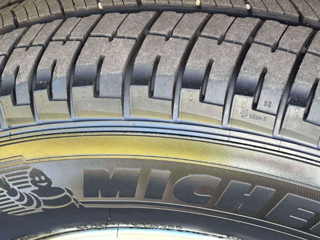 Used 2024 Ford Expedition XLT AWD/4WD image 39