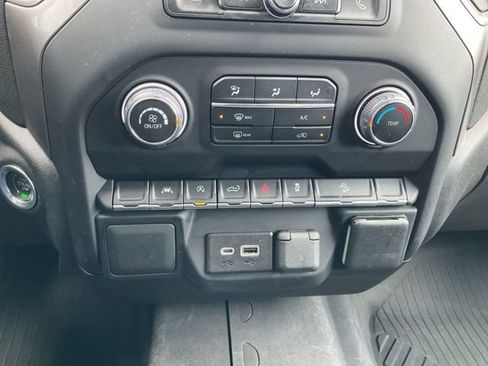 Certified 2022 Chevrolet Silverado 1500 Custom Trail Boss image 8