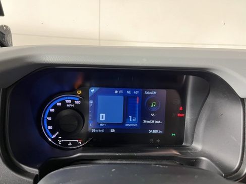 Used 2023 Ford Bronco Badlands image 24