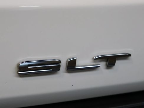 Used 2021 GMC Yukon XL SLT w/ SLT Premium Package RWD image 26