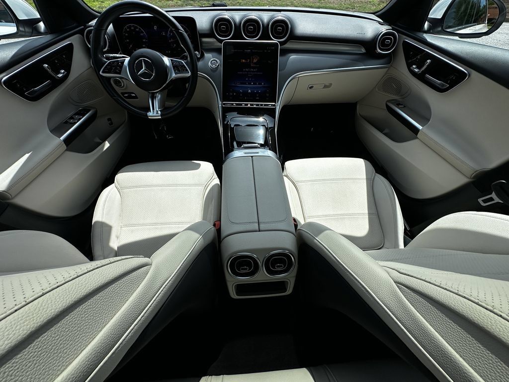 Certified 2025 Mercedes-Benz C 300 Sedan image 27